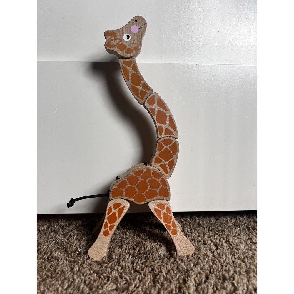 Melissa & Doug Wooden Giraffe Grasping Toy Bendable Poseable Safari Animal
